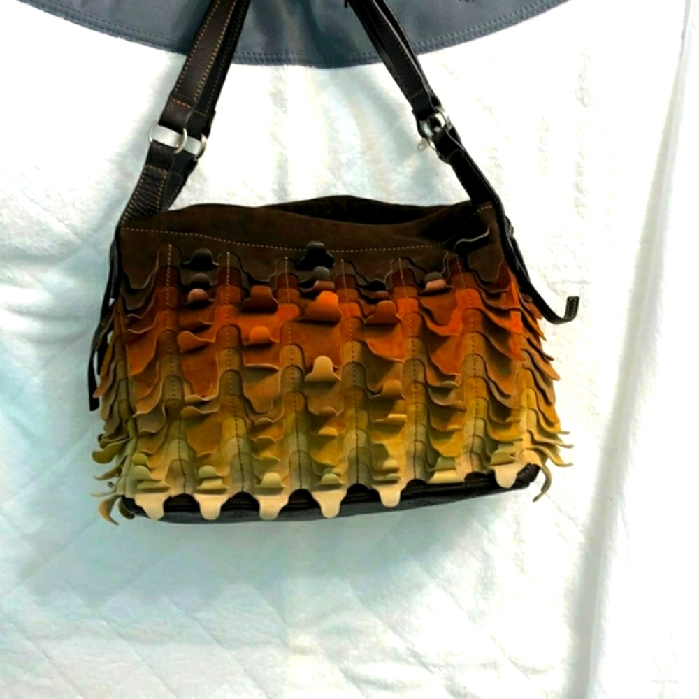 Hogan shoulder bag made in Italy.